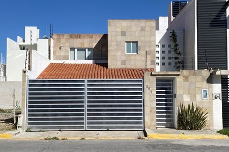 Hermosa casa residencial en La Moraleja