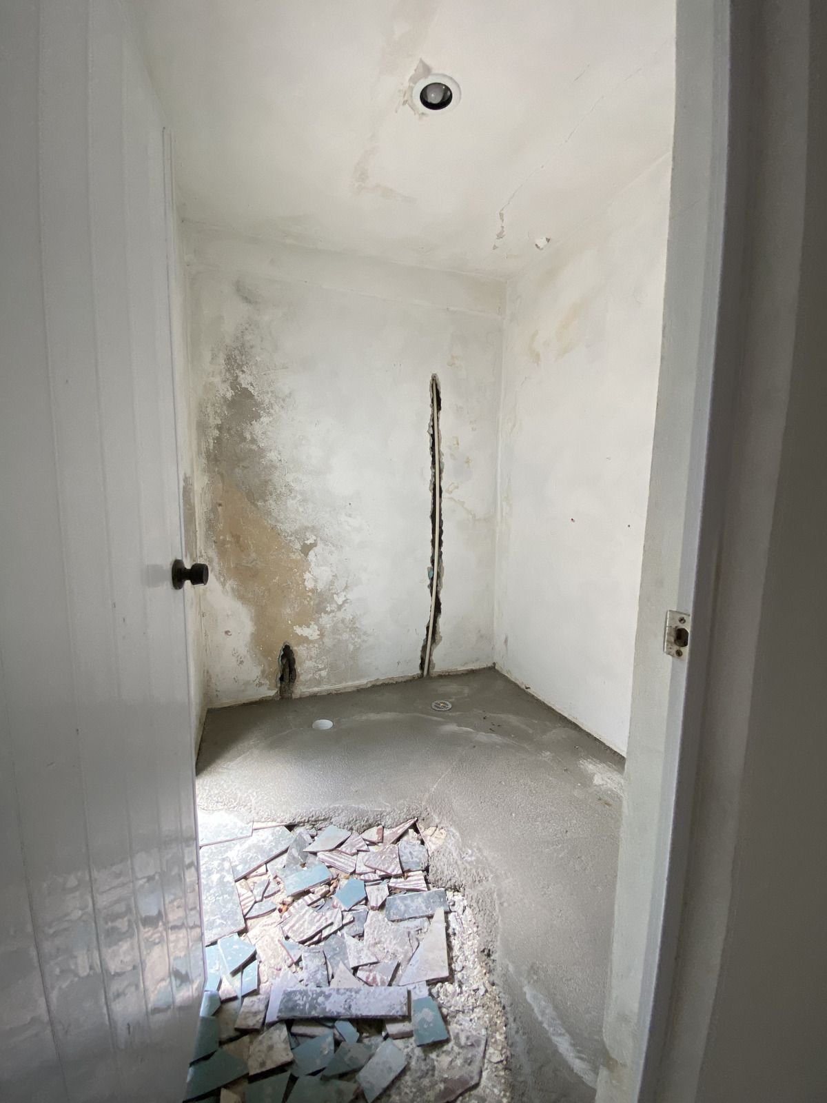 17 de 17: Baño en remodelación