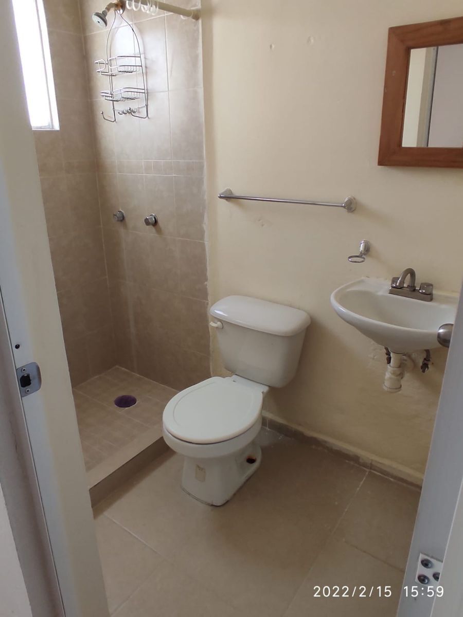 6 de 14: baño recamara principal 