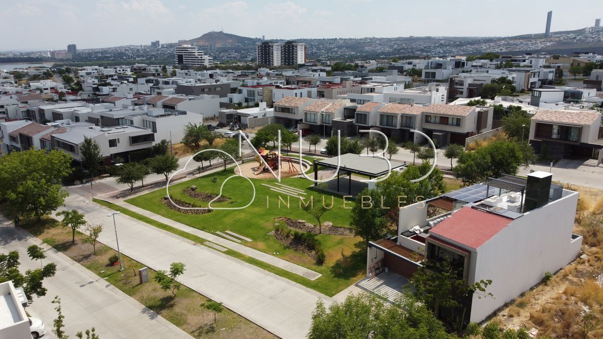 3 de 5: PARQUE LOMAS DEL MOLINO 2