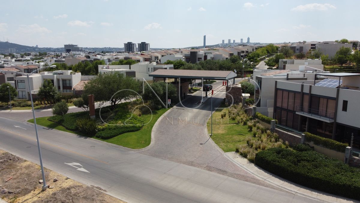 1 de 5: MOTIVO DE ACCESO LOMAS DEL MOLINO 2