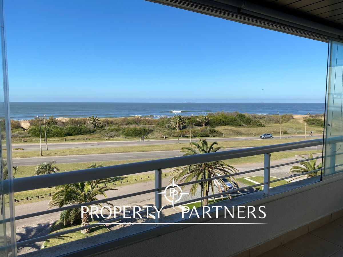 Edificio Bahia Brava, Apartamento con gran vista a la Brava en Punta