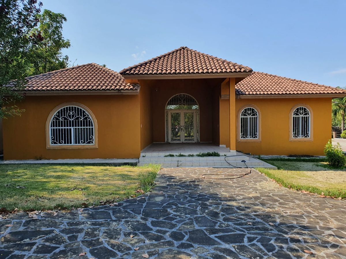 2 de 30: Casa principal