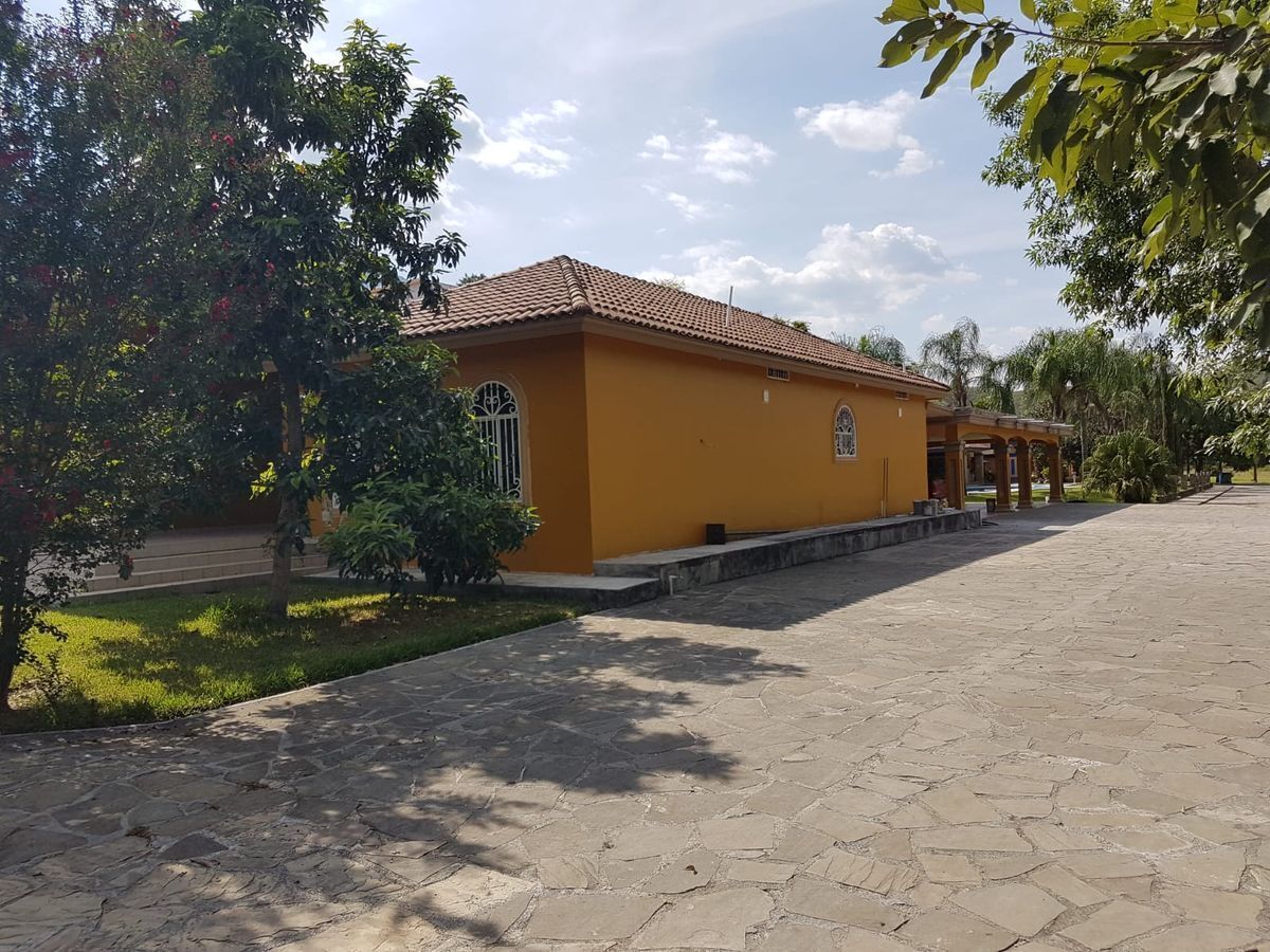 19 de 30: casa de servicio