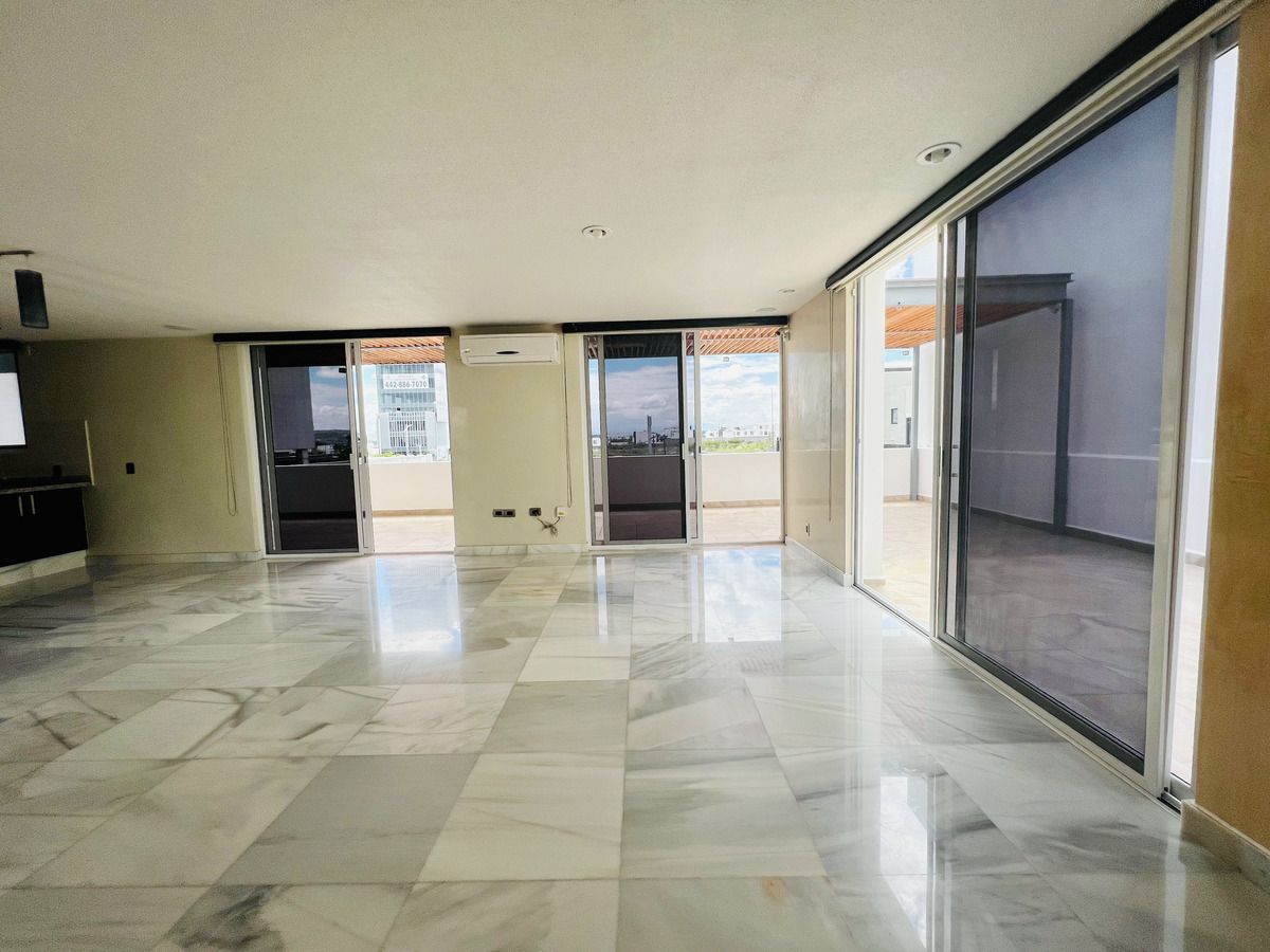 Casa en condominio en Juriquilla Santa Fe, Querétaro, foto 3 de 38