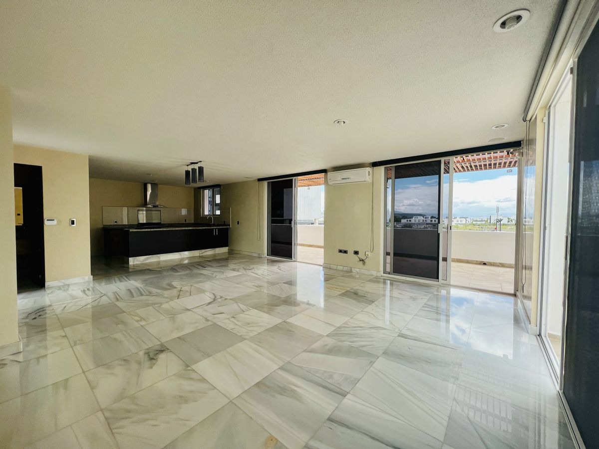 Casa en condominio en Juriquilla Santa Fe, Querétaro, foto 2 de 38