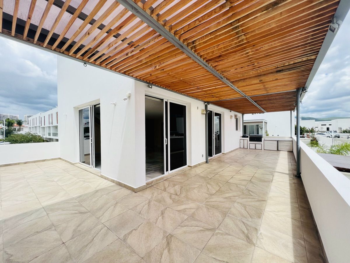 Casa en condominio en Juriquilla Santa Fe, Querétaro, foto 6 de 38