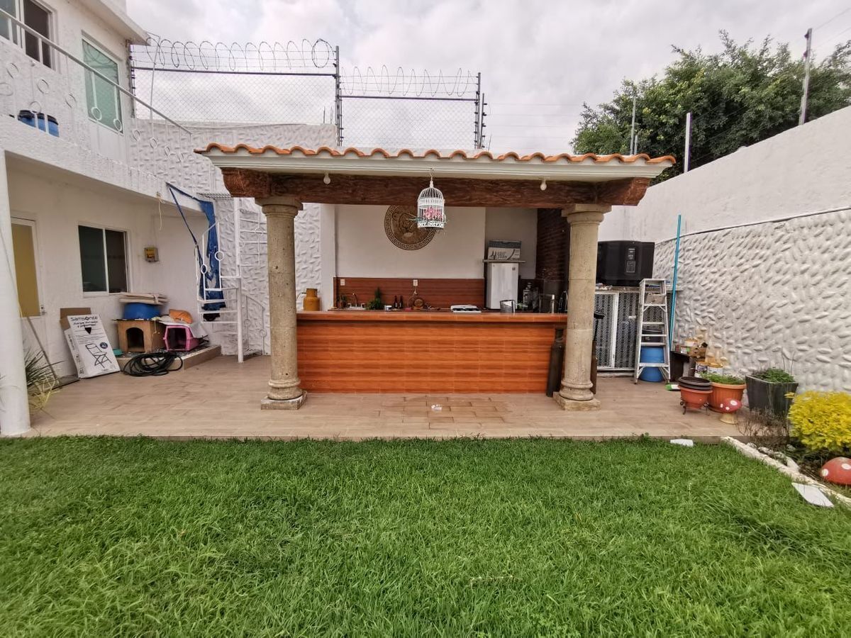 Casa Sola en Tetecolala, Tepoztlán, Morelos