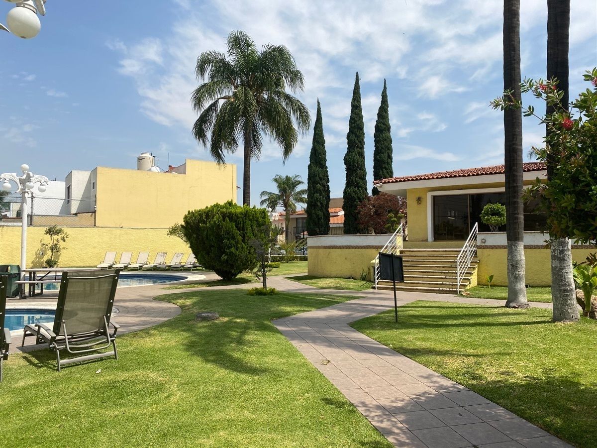 35 de 39: Jardines