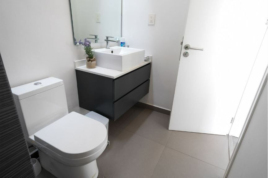 8 de 17: 1/2 Baño Nivel 1