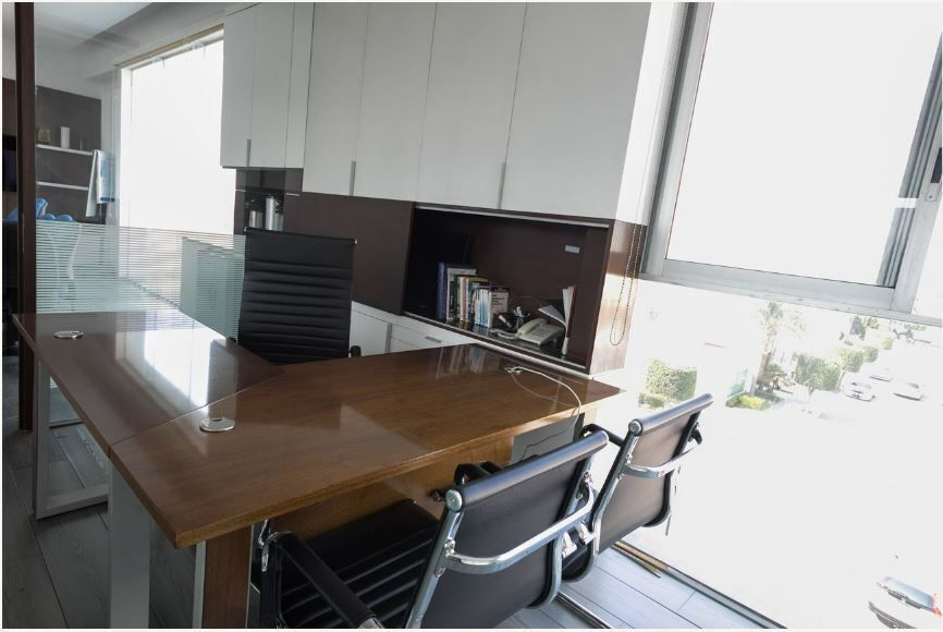 14 de 17: Privado 2 en 2do Nivel (Sin Mobiliario)