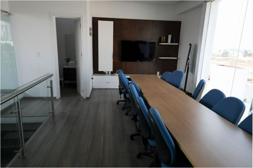 12 de 17: Sala de Juntas 2do Nivel (2) (Sin Mobiliario)