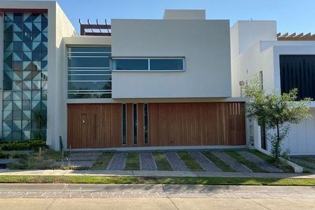 Magnifica casa en venta en Valle Imperial Zapopan Jal