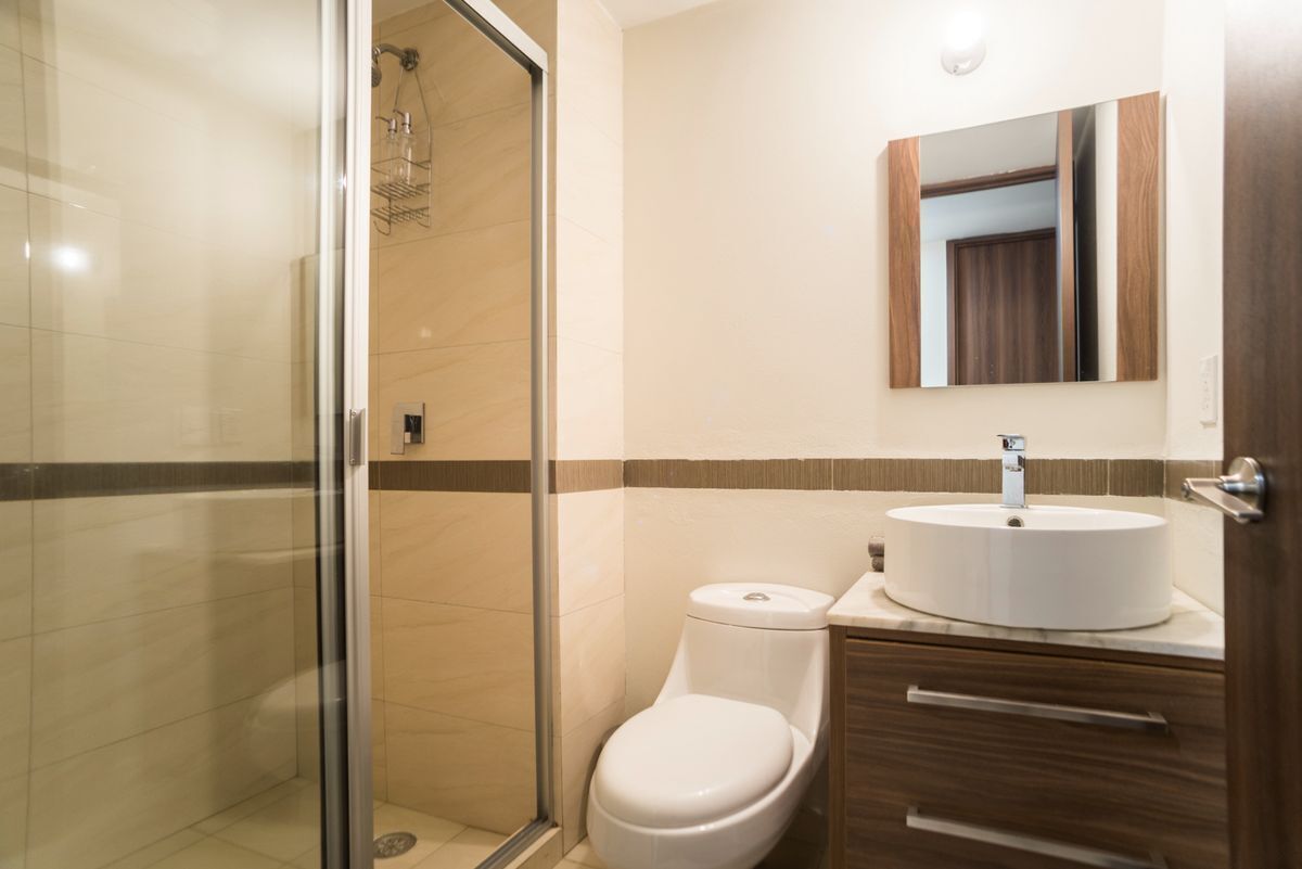 9 de 16: Bathroom 