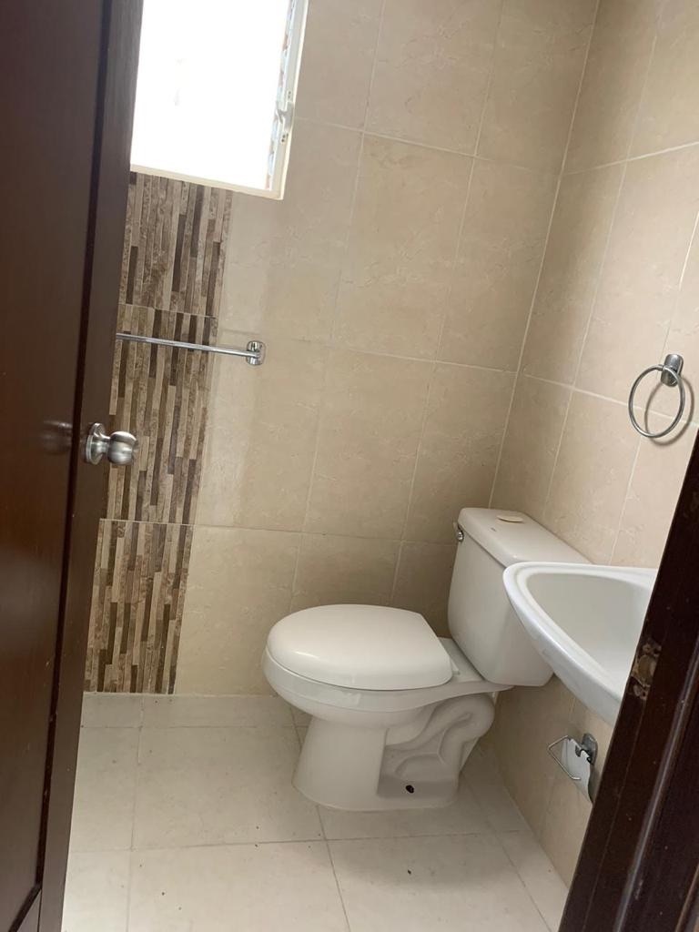 13 de 15: Baño hab principal 