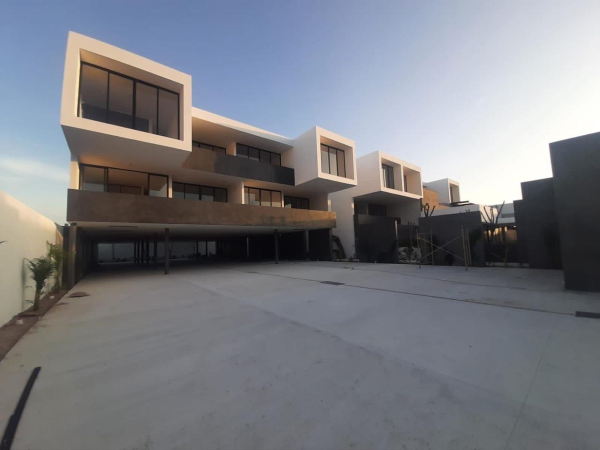 4 de 15
