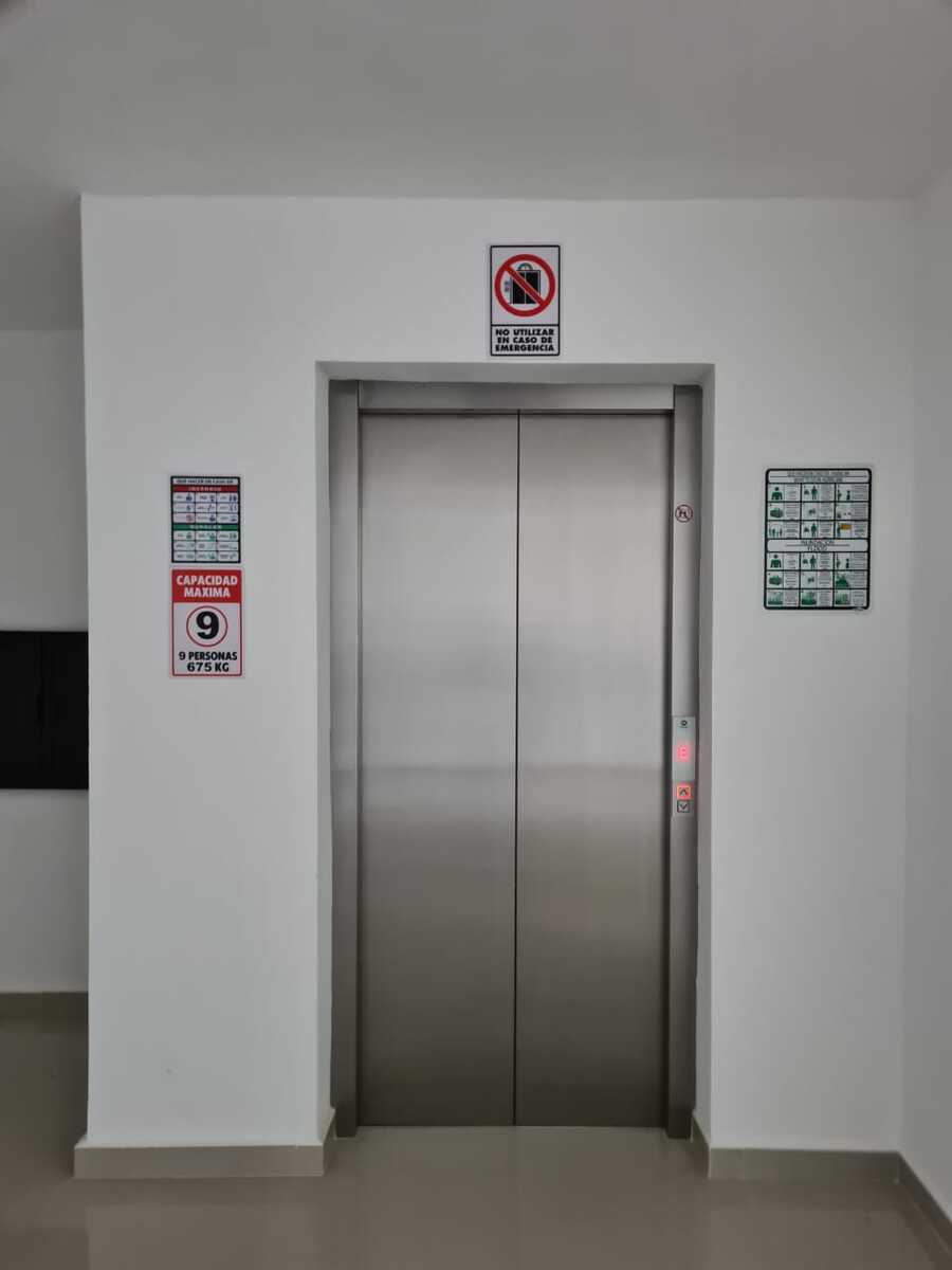 9 de 10: Elevador