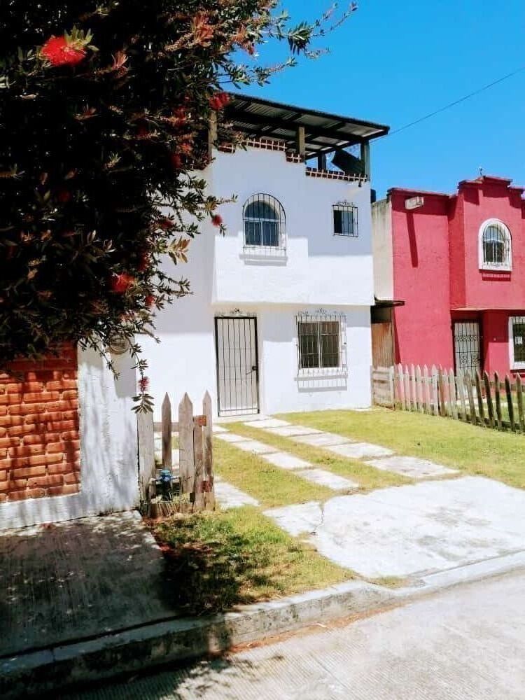 Casa EN VENTA en Fraccionamiento Bosques del Sol, en San Cristóbal de las  Casas