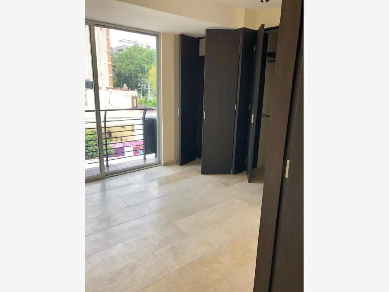 282, Eje Vial 4 Sur, código 2, Hipódromo, 06100 con 2 Recámaras, 2 Baños, 90 Metros Cuadrados y 1 Puestos de Estacionamiento