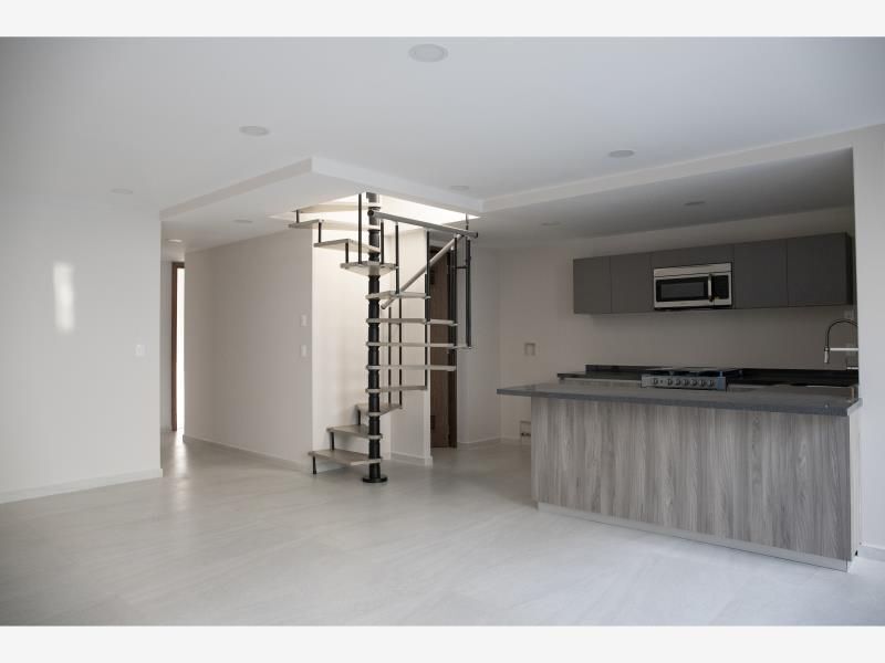 45, Calle Lisboa, Juárez, 06600 con 2 Recámaras, 3 Baños, 169 Metros Cuadrados y 2 Puestos de Estacionamiento