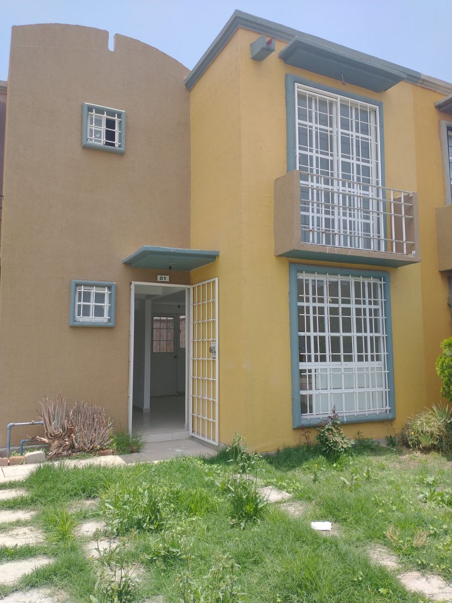 2 de 9: Fachada 