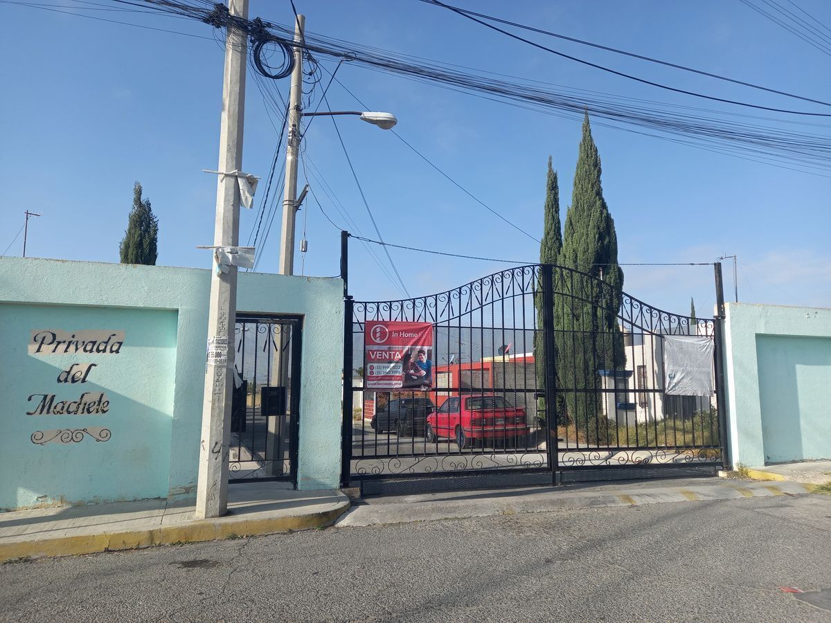 4 de 20: Entrada Fraccionamiento