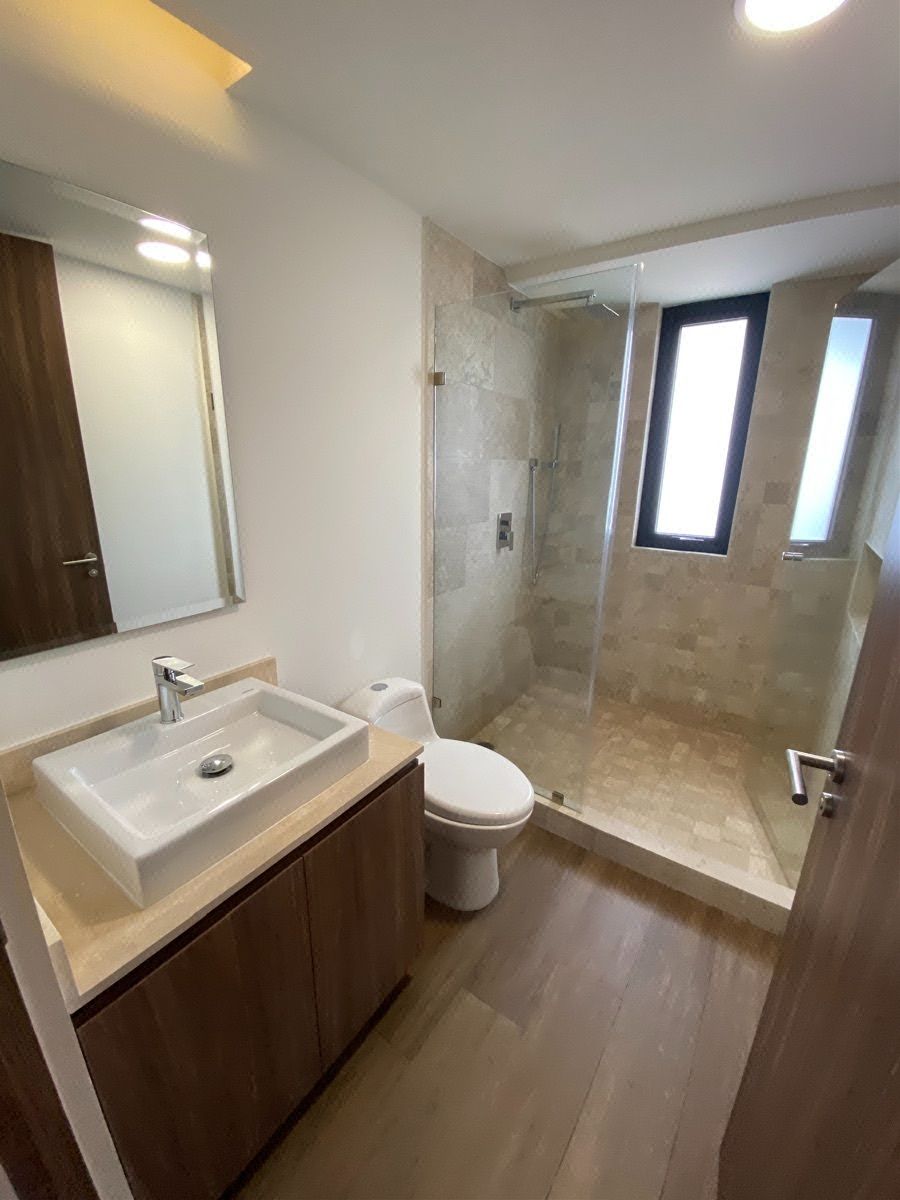 baño 1, foto 9 de 29