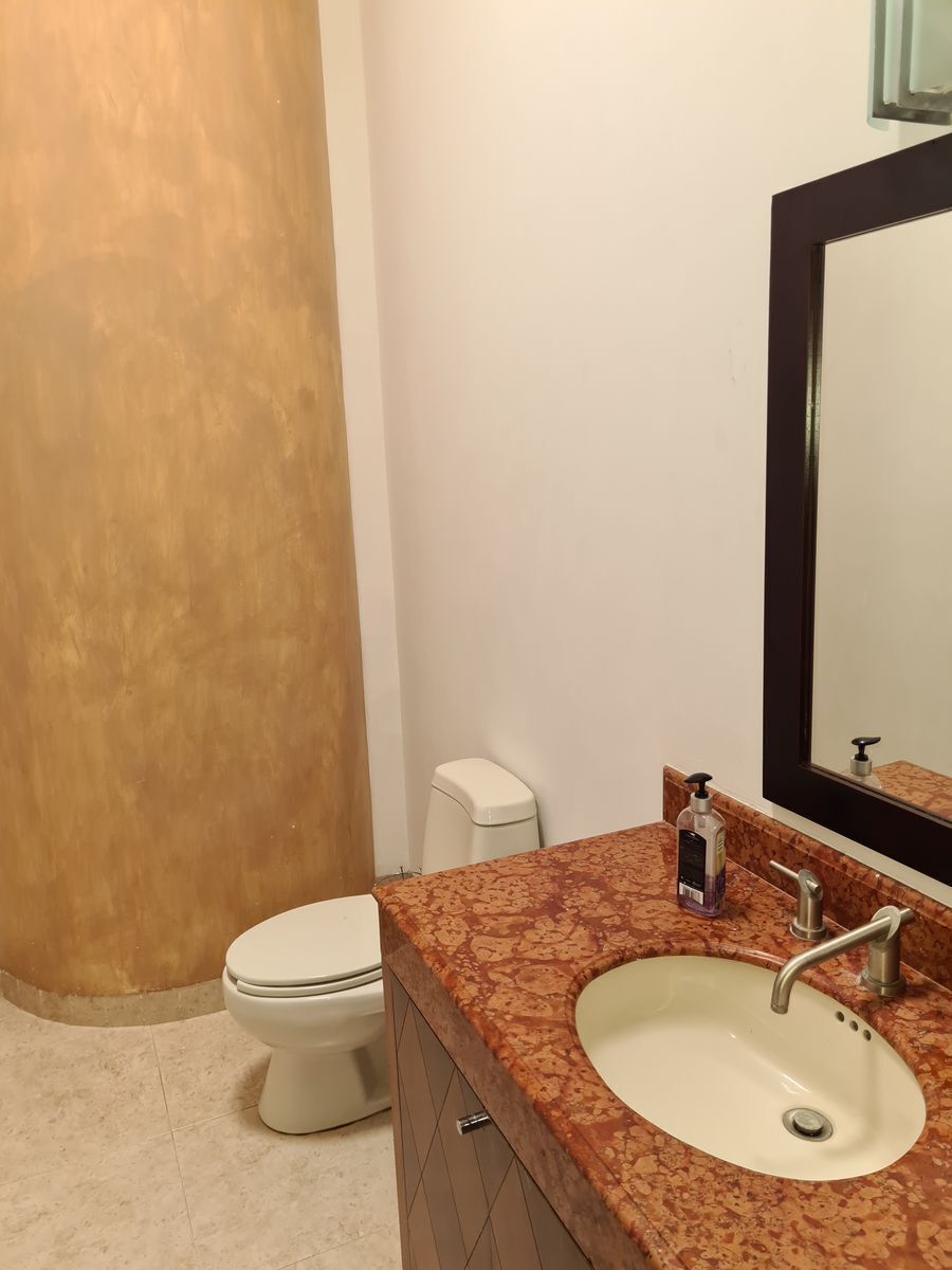 10 de 18: 1/2 baño visitas