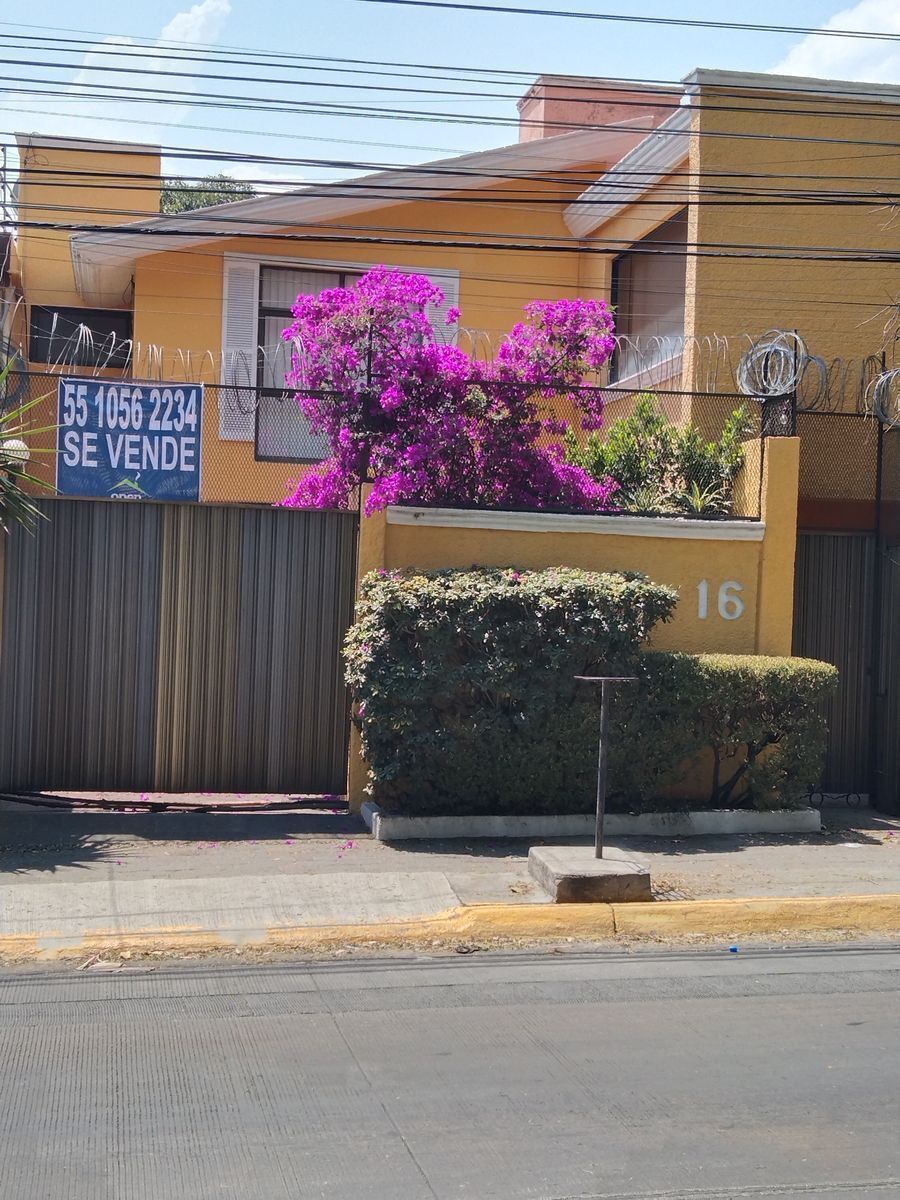 Casa en Lomas de la Hacienda