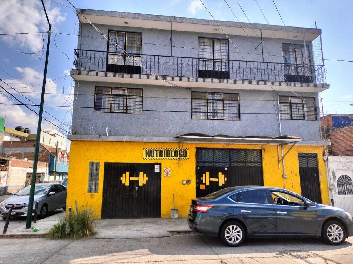 3 de 28