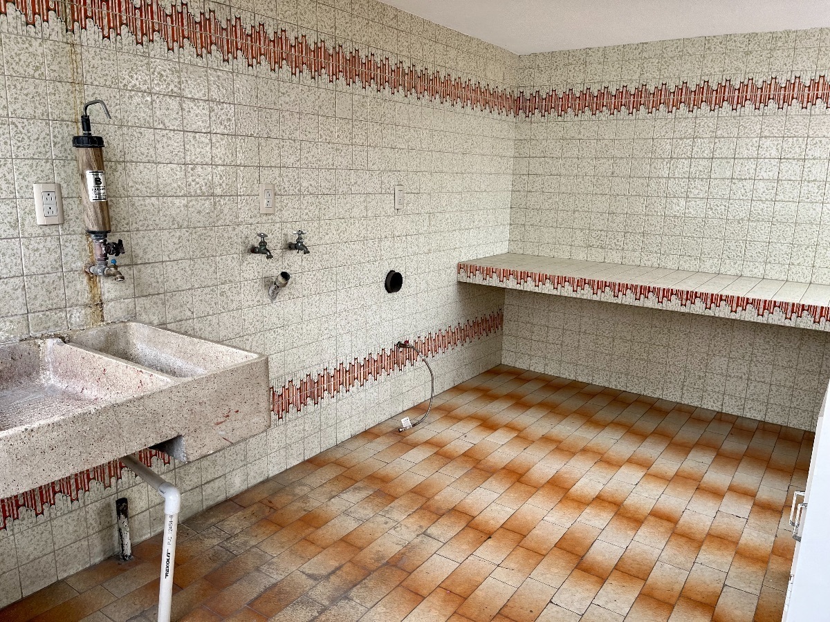 25 de 40: Lavandería