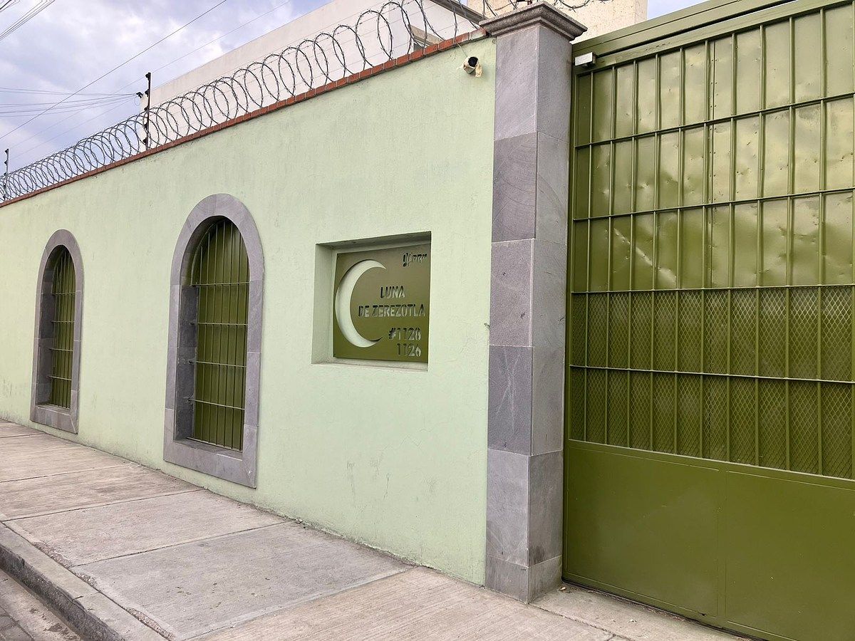 2 de 22: Fachada Residencial