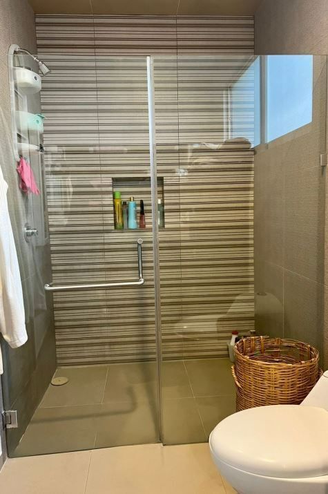 16 de 21: Baño Completo Recámara Principal