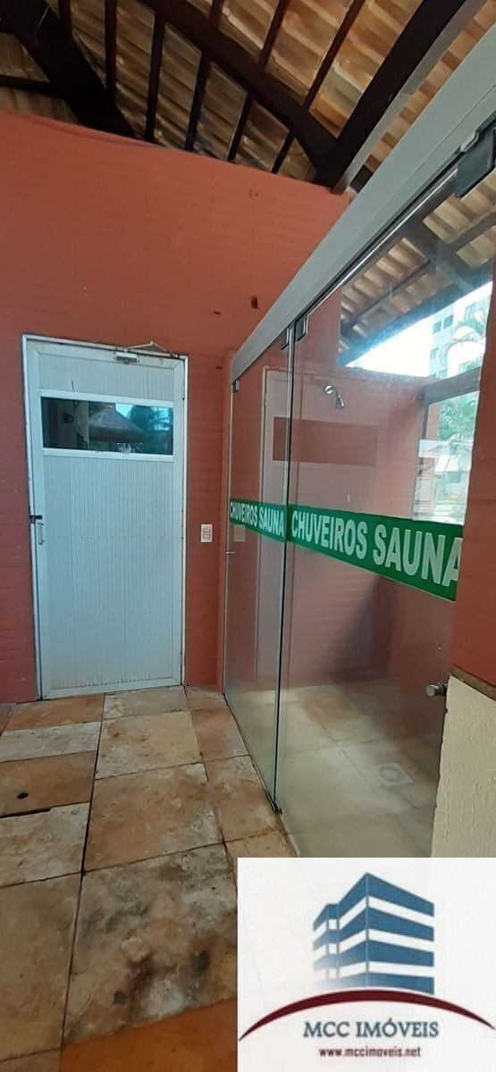 3 de 28