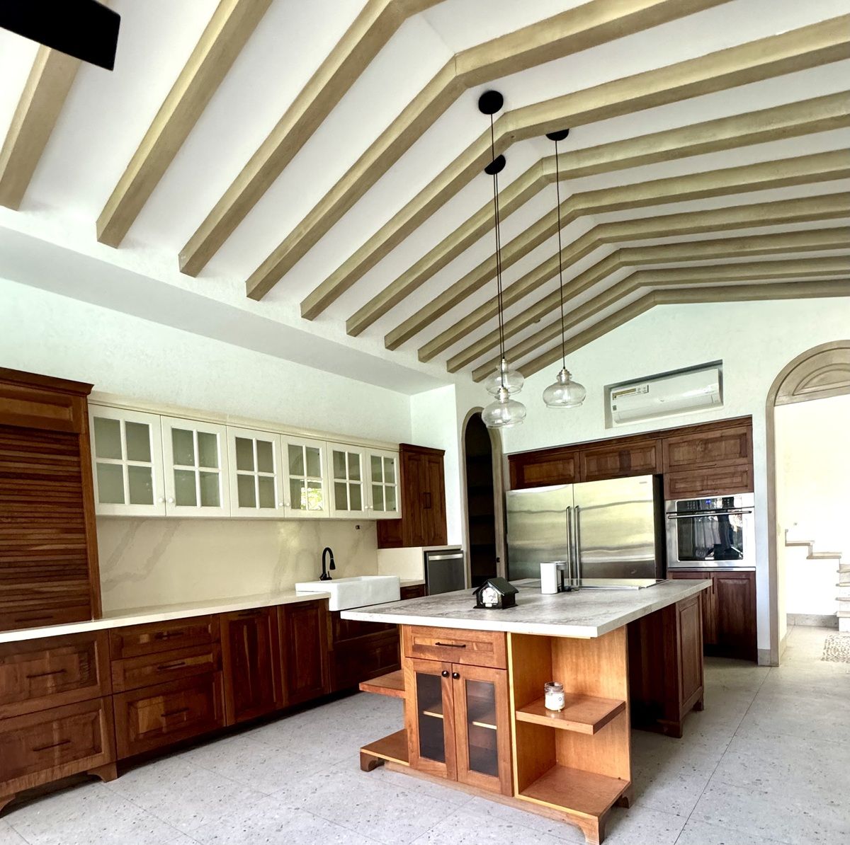 3 of 42: cocina Integral Equipada