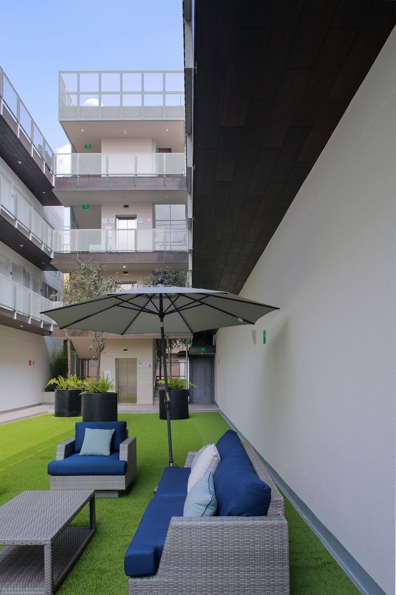 13 de 23: Patio central