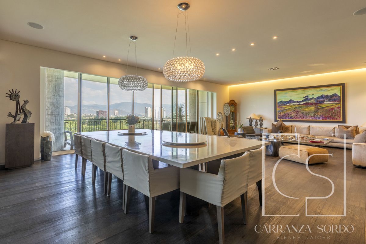 114, Carretera Al Olivo, Lomas de Vista Hermosa, 05100 con 4 Recámaras, 4 Baños, 750 Metros Cuadrados y 5 Puestos de Estacionamiento 114, Carretera Al Olivo, Lomas de Vista Hermosa, 05100 con 4 Recámaras, 4 Baños, 750 Metros Cuadrados y 5 Puestos de Estacionamiento