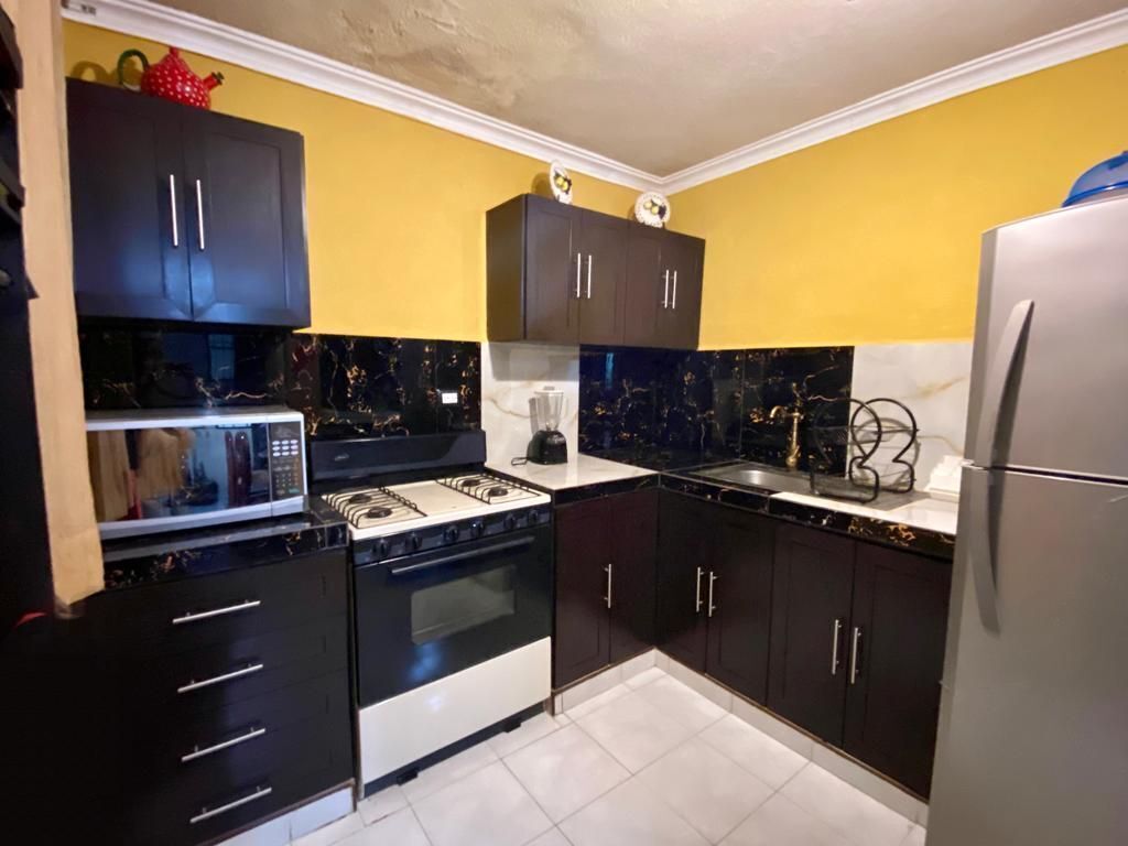 Departamento amueblado, de 1 recámara, en planta baja, servicios incluidos., foto 1 de 11