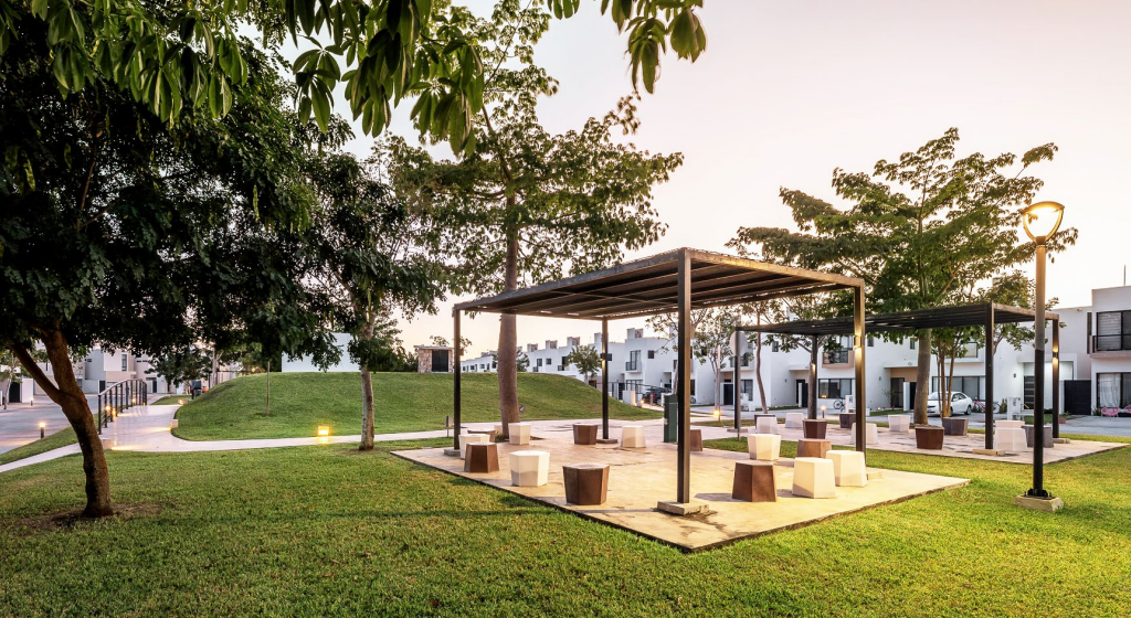 8 de 12: Parque Central