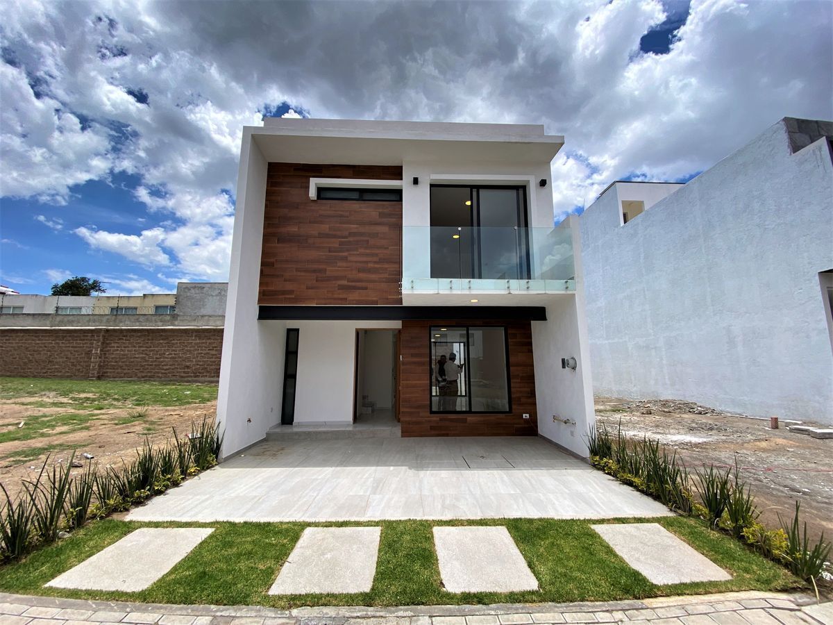 VENTA DE CASA EN FRACCIONAMIENTO BELMONTE. CUAUTLANCINGO, PUEBLA.