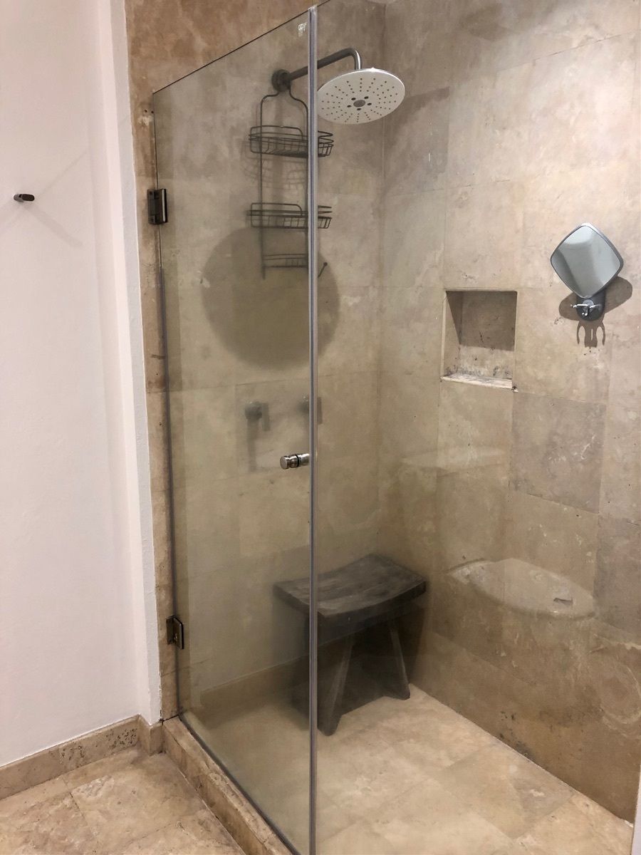 16 de 28: baño principal