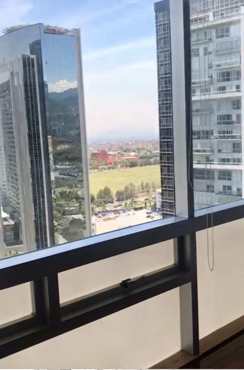Departamento en venta Av santa fe con 2 recamaras y 2 estacionamientos - foto 4