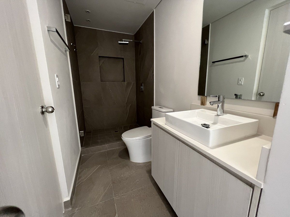 5 de 16: Baño secundario y se visitas