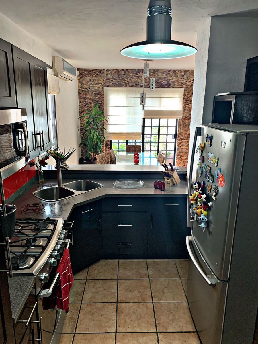 10 de 14: COCINA-COMEDOR