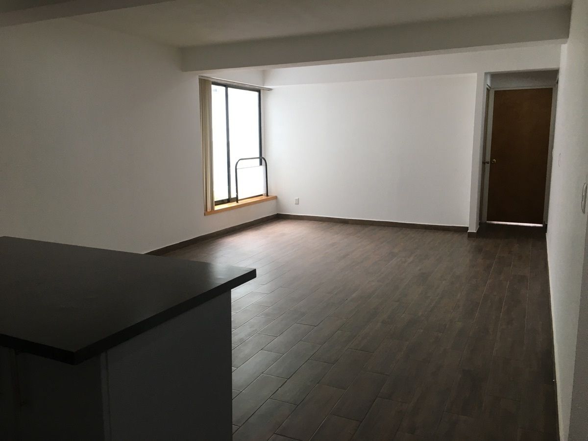 1 de 23: comedor y sala