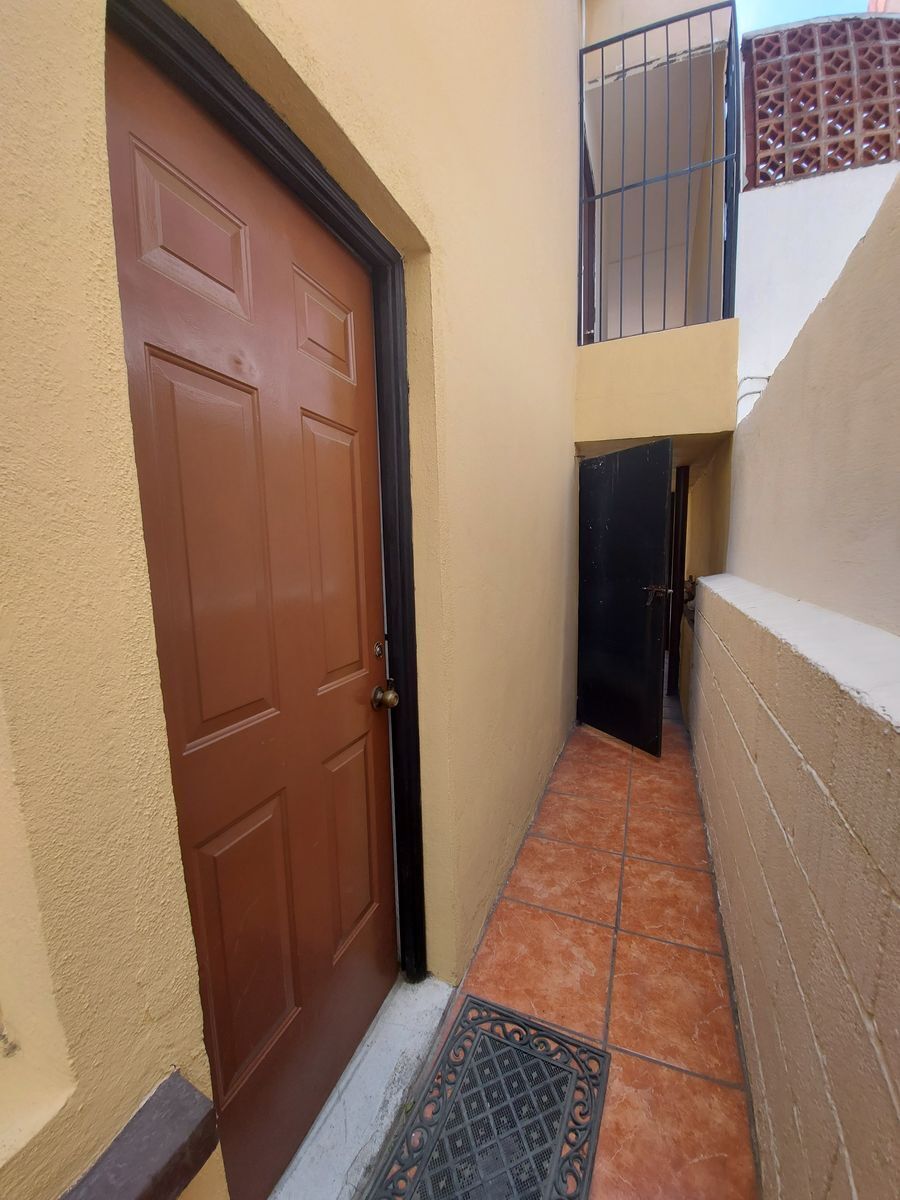 1 de 11: ENTRADA INDEPENDIENTE
