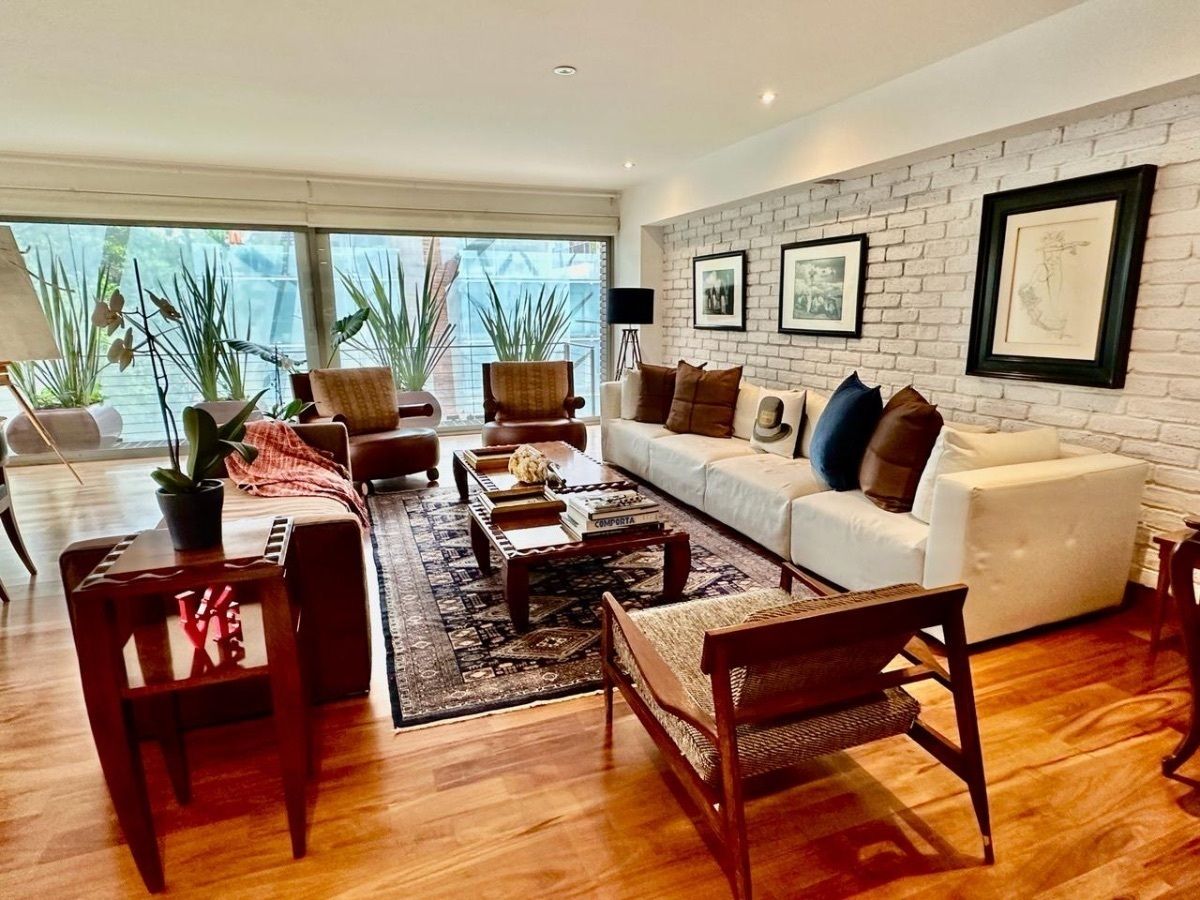 Rent Furnished PH Apartment in Polanco, photo 1 of 40