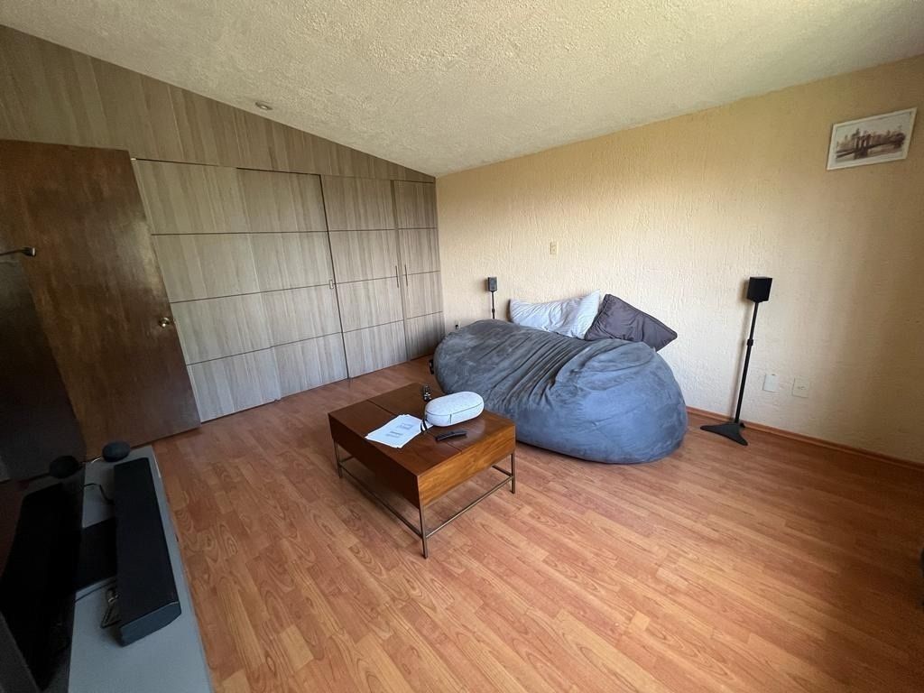 33 de 48