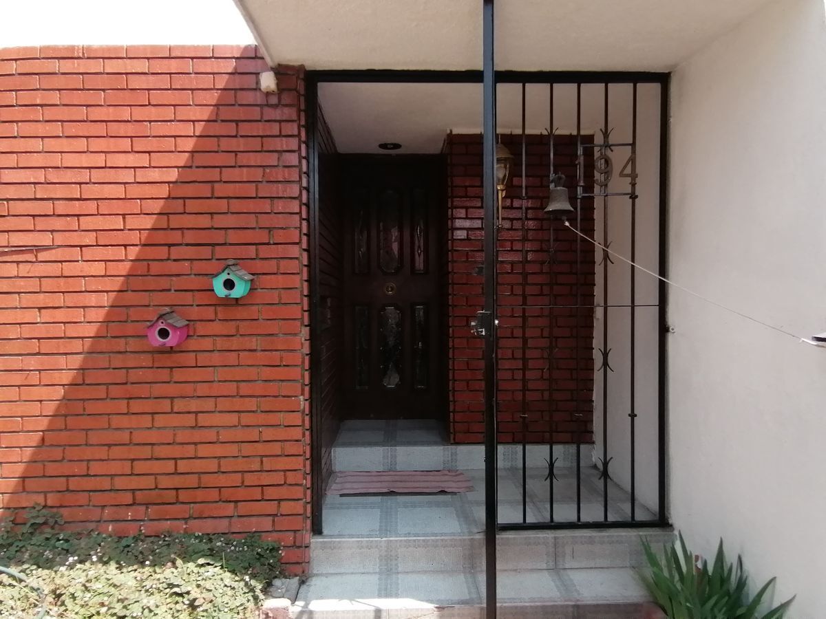 4 de 42: PB Acogedora Entrada  