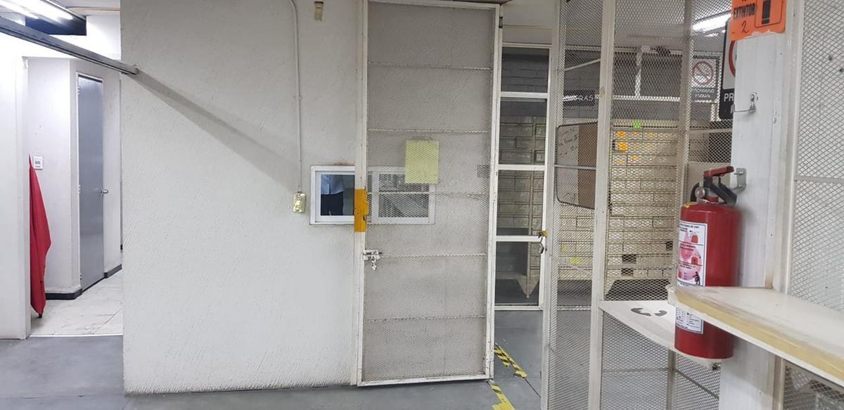 Galpão industrial em Los Fresnos, León, foto 11 de 15
